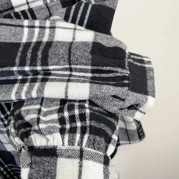 OAK + FORT |  PLAID SHACKET - Picture 8 of 14